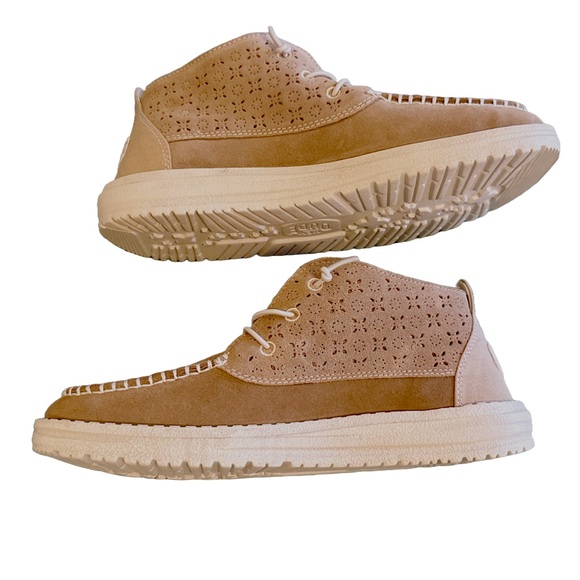 Hey Dude Women Ankle Boots - Picture 2 of 7